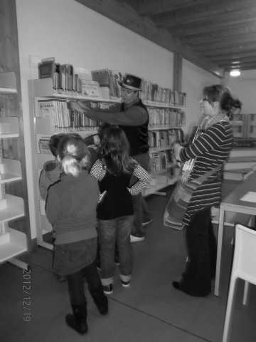 Visite de la bibliothèque communale 2012