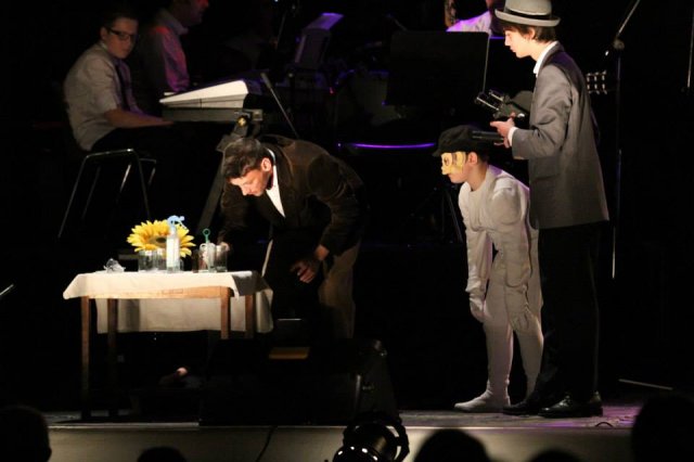 Comédie musicale "Un monstre à Paris" - Mai 2014