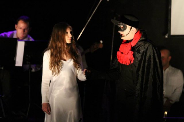 Comédie musicale "Un monstre à Paris" - Mai 2014