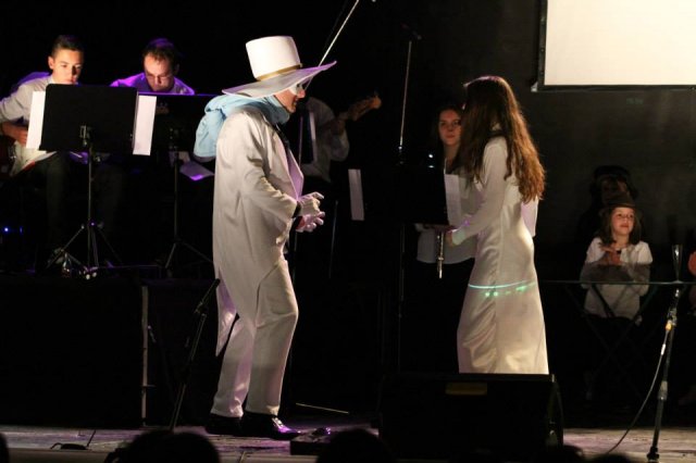 Comédie musicale "Un monstre à Paris" - Mai 2014